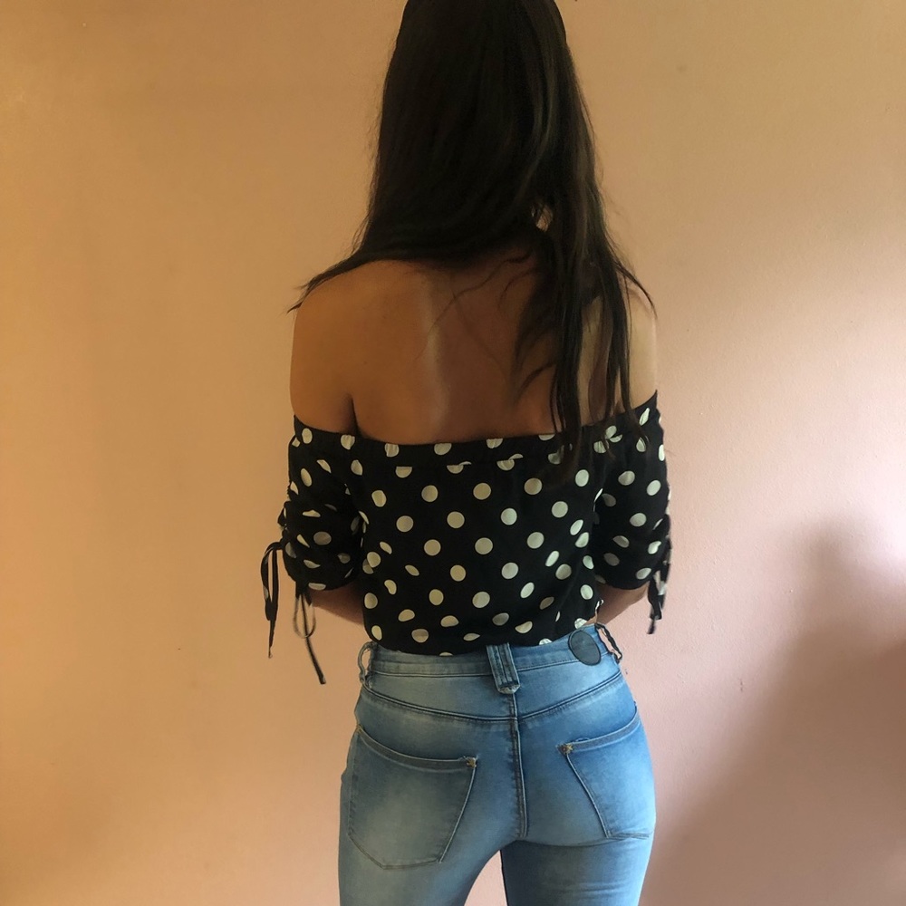 Princess Polly polka dot top - Picture 2 of 3